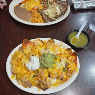 Grill Shrimp Nacho and 1. Tampiquena