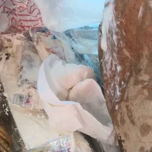 Distasteful service salad dressing lid not put on spilled all over!