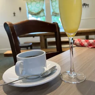 Mimosa Sparkling Wine