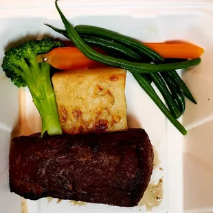 Hanger Steak with Potato Au Gratin and veggies