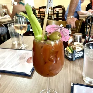 Bloody Mary, Kir, Sauternes