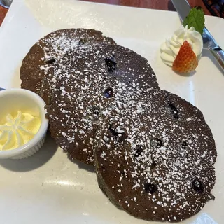 4 Organic Buttermilk, Pancakes with Powdered Sugar