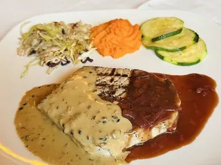 Le Refuge Restaurant