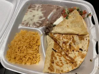 Lucy’s Mexican Restaurant