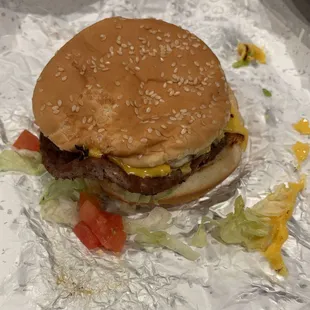 Double Del Cheeseburger