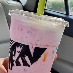 M&amp;M Strawberry Milk Shake