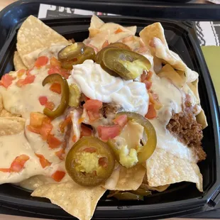 Large Queso Nachos