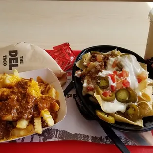 a chili cheese fries and a drink