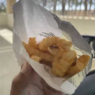 Maybe 8 fries in this "small." Thanks.