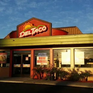 The Del Taco front.