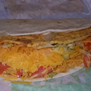 Eeeevil tomatoes lurking under the cheese.