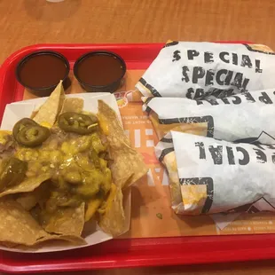 Tacos and nachos