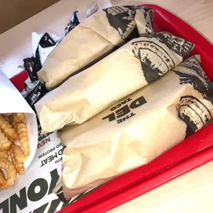 3 tacos lg French fry ... with a large iced tea !