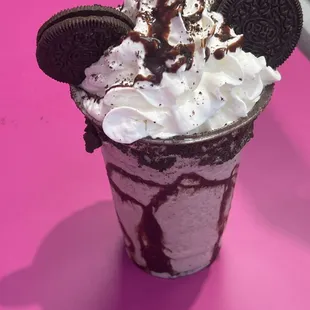 an oreo milkshake