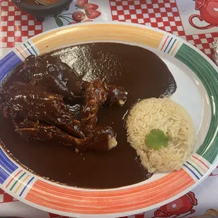 Mole Negro con pollo