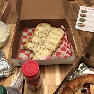 Garlic Cheese Bread