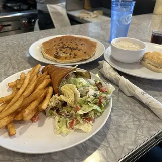 Biscuits & Gravy (Half Order)