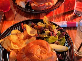 The Weary Traveler Freehouse