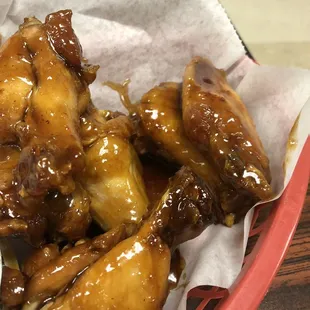 a basket of chicken wings