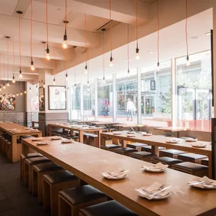 sushi and sashimi, interior