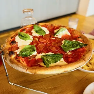 Margherita pizza with burrata