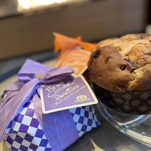 a muffin and a gift