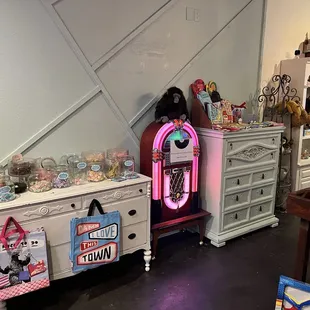 More Decor and items for sale