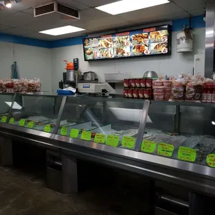 Where you can see the seafood.