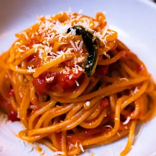 spaghetti pomodoro