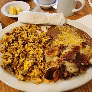 Delicious chorizo con huevos