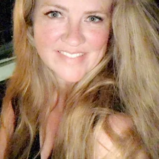 Roblyn B.