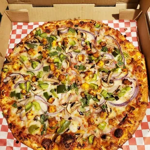 Butter Paneer Pizza