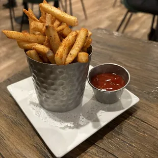 Masala Fries with tuk tuk sauce