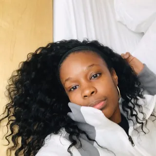 Mimi W.