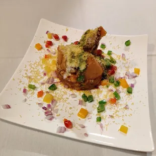 Vegetable samosa chaat