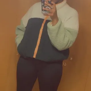 Nia H.
