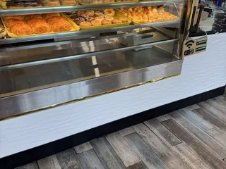 DK'S Donuts