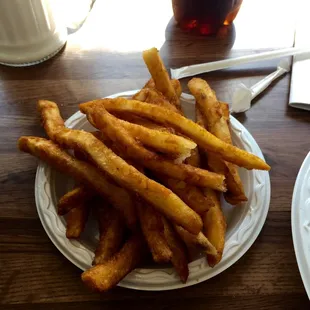 Side order of fries- Delicious and the perfect amount of crispy