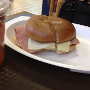 Breakfast sandwich
