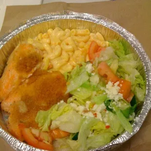 Baked salmon, mac&amp;cheese, and Greek salad.