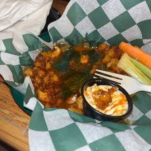 chicken wings, bbq chicken, chicken, fried chicken wings, chicken wings and fried chicken, food, bbq wings, fried chicken, poultry