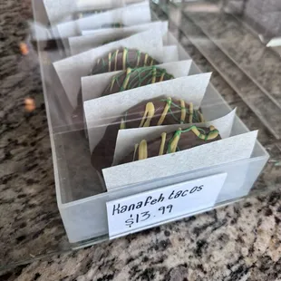 Dubai chocolate taco form