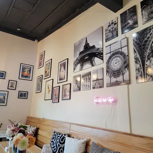 Pretty cafe