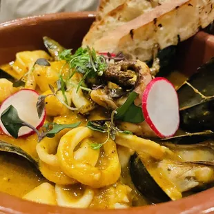 Cazuela De Mariscos