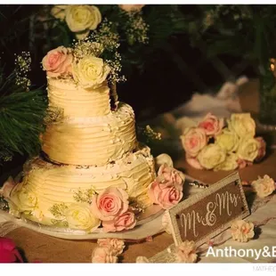 Cada foto tiene su historia y está foto es la nuestra                                       Thank you Delicias Bakery