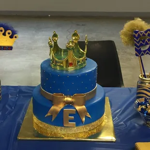 The cake boss killed it again on are baby shower cake gave him a pic of what we wanted and dam .taste as good as it looks best in kc!!!