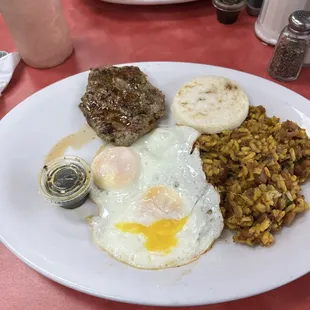 Calentado Triple (carne y huevos)