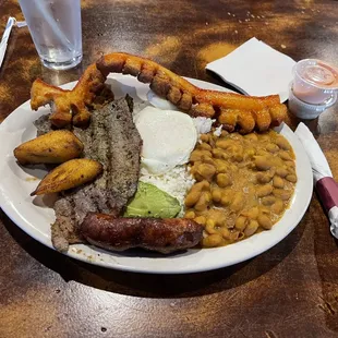 Bandeja Delicias - the famous Colombian platter