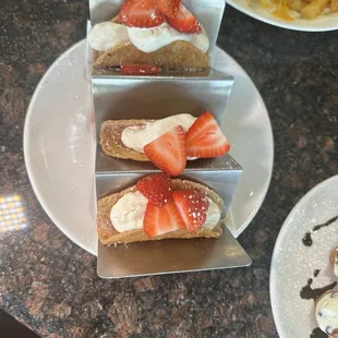 Cheesecake Tacos