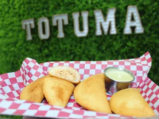 Totuma Venezuelan Food